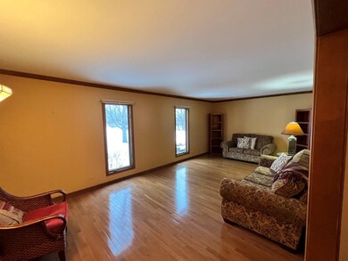 8S770 Wayewood Ln, Naperville, IL 60565 - photo 3