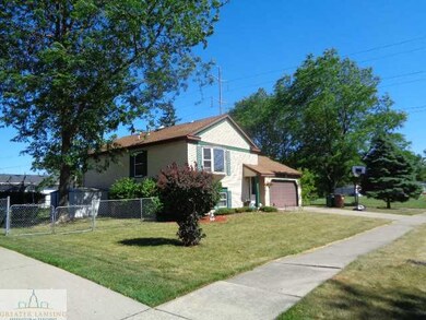 5337 Sunrose Ave, Lansing, MI 48911 - photo 3