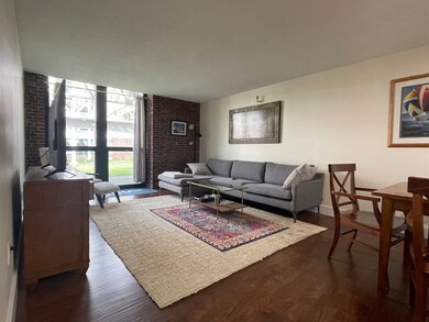 Parris Landing unit 5111, Charlestown, MA 02129 - photo 2