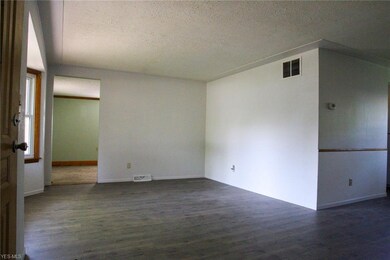 4895 Saddlewood Dr, Sheffield Lake, OH 44054 - photo 2