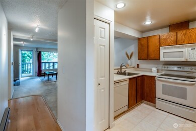 2614 S 226th St unit B202, Des Moines, WA 98198 - photo 3