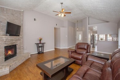 15739 Oak Mountain Dr, Houston, TX 77095 - photo 3