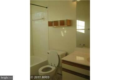 10420 Westridge Dr unit 303, Bowie, MD 20721 - photo 7