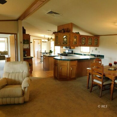 Living room/Dining room