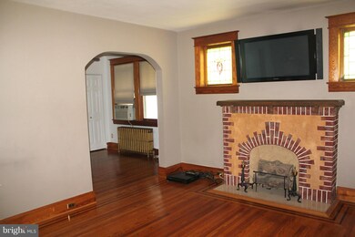 3008 Fleetwood Ave, Baltimore, MD 21214 - photo 2