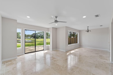 Large Living, Entertaining & Views