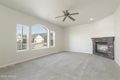 Hanson_220225_87ave_Yakima_05
