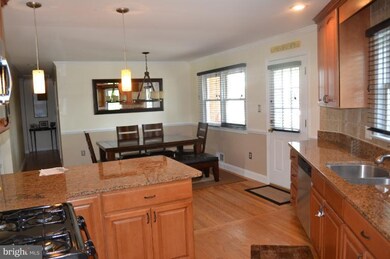 6710 Beddoo St, Alexandria, VA 22306 - photo 7