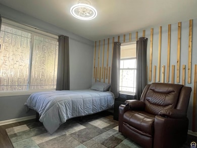 2235 SW Kenilworth Ct, Topeka, KS 66606 - photo 7