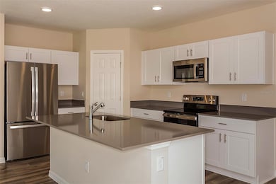 5015 Oaks River St, Davenport, FL 33837 - photo 2