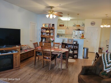 303 N Ridge Estate, Troy, NY 12182 - photo 5