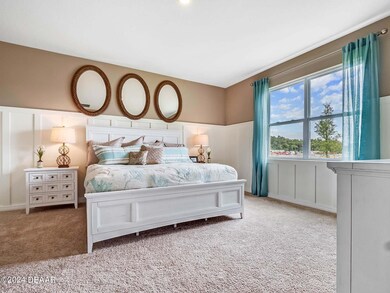 1 delray_master bed_oak leaf