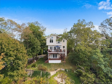 33 Jefferson Place, Branford, CT 06405 - photo 2