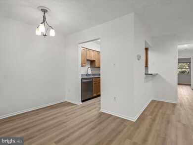 7517 Weather Worn Way unit A, Columbia, MD 21046 - photo 5