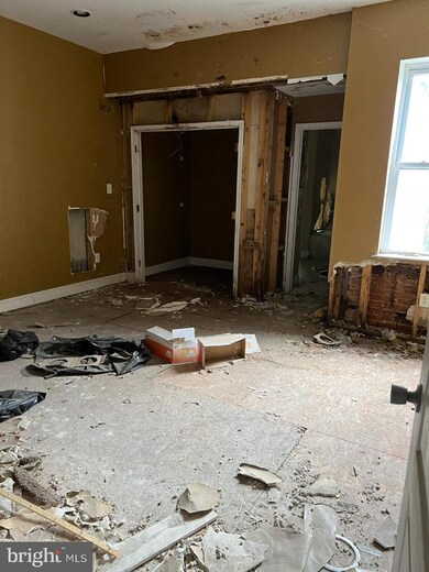 2032 Druid Hill Ave, Baltimore, MD 21217 - photo 2