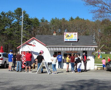 Route 160 Ice Cream a block away