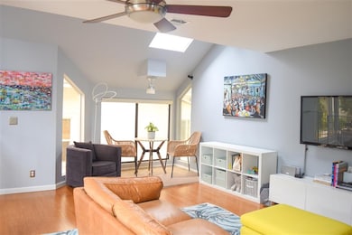 3568 Front St unit F, San Diego, CA 92103 - photo 2