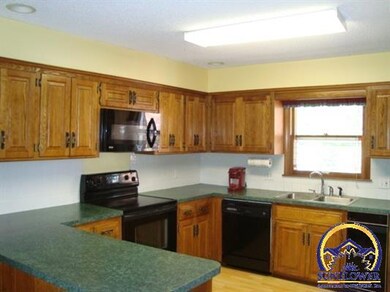 3449 SW Jardine Terrace, Topeka, KS 66611 - photo 3