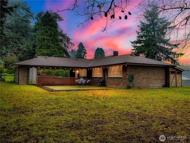 723 21st Ave SW, Puyallup, WA 98371 - photo 2