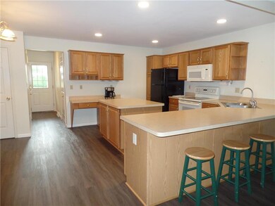 122 S 5th St, Emmaus, PA 18049 - photo 6