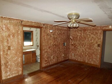 528 N Carter St, Greentown, IN 46936 - photo 7