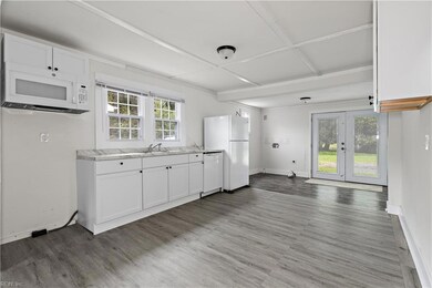 12265 Smiths Neck Rd, Carrollton, VA 23314 - photo 5