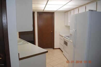 13806 N 109th Ave, Sun City, AZ 85351 - photo 6