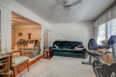 10013 W Highwood Ln, Sun City, AZ 85373 - photo 6