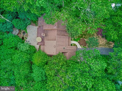 11403 Fieldstone Ln, Reston, VA 20191 - photo 4