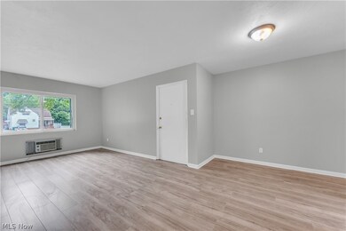 18405 Libby Rd unit 3, Maple Heights, OH 44137 - photo 5
