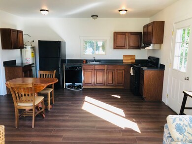 Kitchen/dining