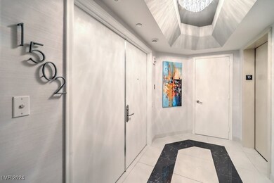 Private elevator vestibule