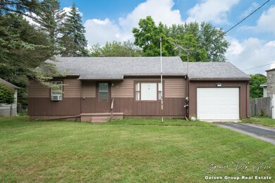 728 Eureka St, Greenville, MI-23