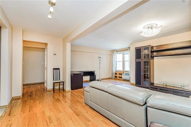 Atlantic Towers unit D9, Brooklyn, NY 11235 - photo 7