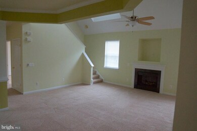 13962 Greendale Dr unit 14, Woodbridge, VA 22191 - photo 6