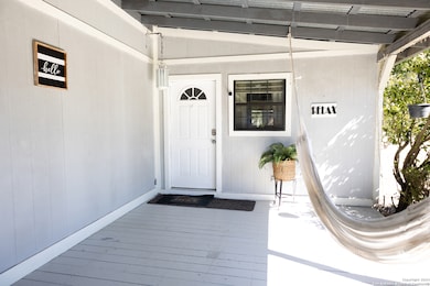 120 Town View Ln, Canyon Lake, TX 78133 - photo 2