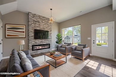 1032 Ash St-6-1