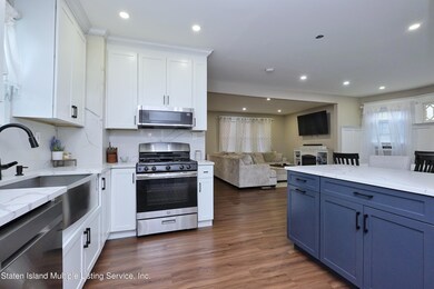 24 Amelia Ct, Staten Island, NY 10310 - photo 4