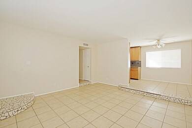Living room 1