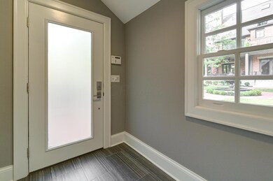 111 E Deshler Ave, Columbus, OH 43206 - photo 5