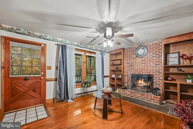 8323 Arlene Acres Dr, Fredericksburg, VA 22408 - photo 7