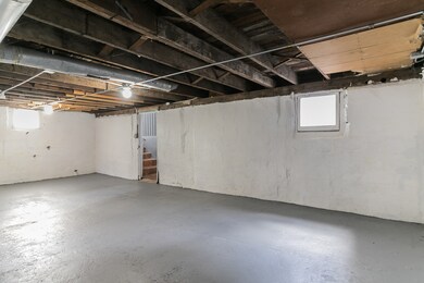 2725 20th St, Zion, IL 60099 - photo 4