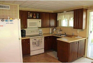 1697 Bustard Rd, Harleysville, PA 19438 - photo 3