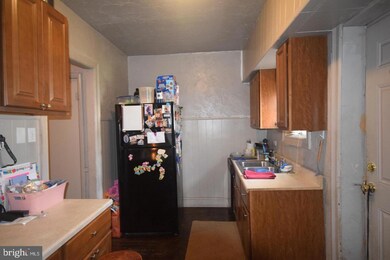 413 N George St, York, PA 17401 - photo 3