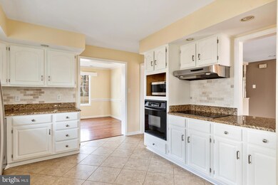 43421 Valleyvista Ln, Chantilly, VA 20152 - photo 6