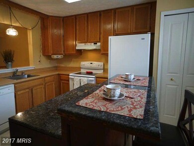 9304 Gordon Ct, Laurel, MD 20723 - photo 3