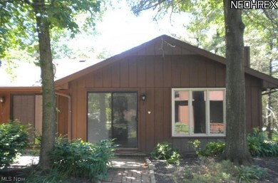 10175 Inlet Pointe E, Aurora, OH 44202 - photo 2