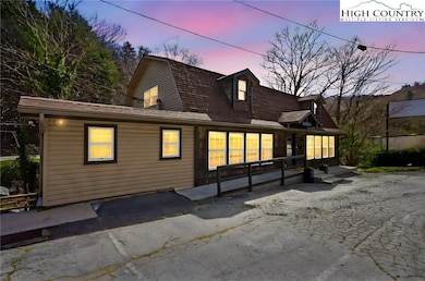 3453 Us Highway 321 S, Blowing Rock, NC 28605 - photo 2