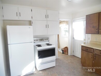 2033 Normal Ave, Burley, ID 83318 - photo 4
