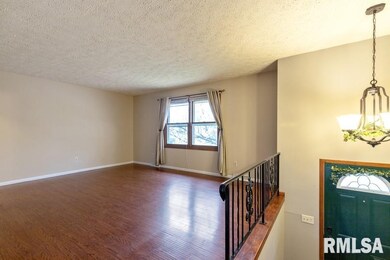 4106 Lamphere Ct, Davenport, IA 52806 - photo 3